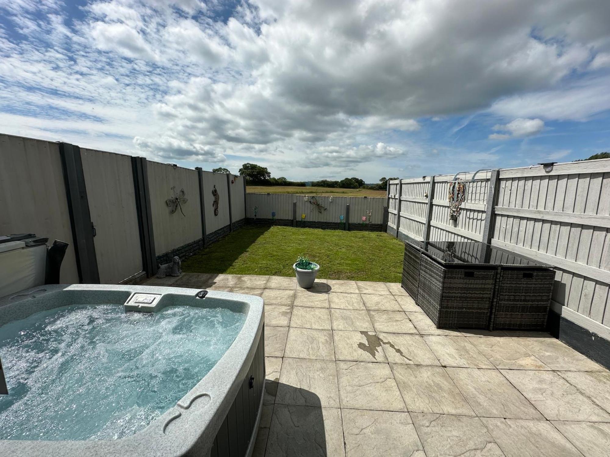 Dwylig Isa Holiday Cottages Rhuddlan Zewnętrze zdjęcie